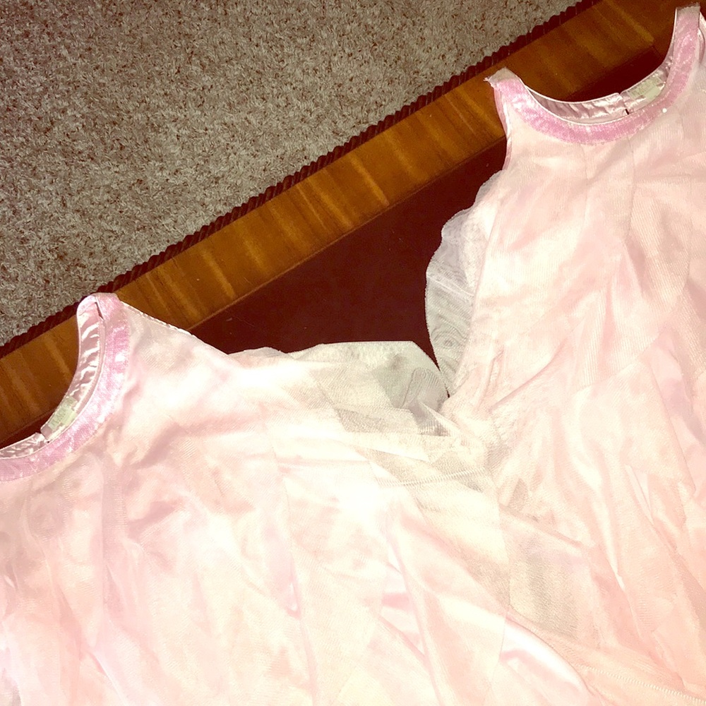 Girls pink dresses